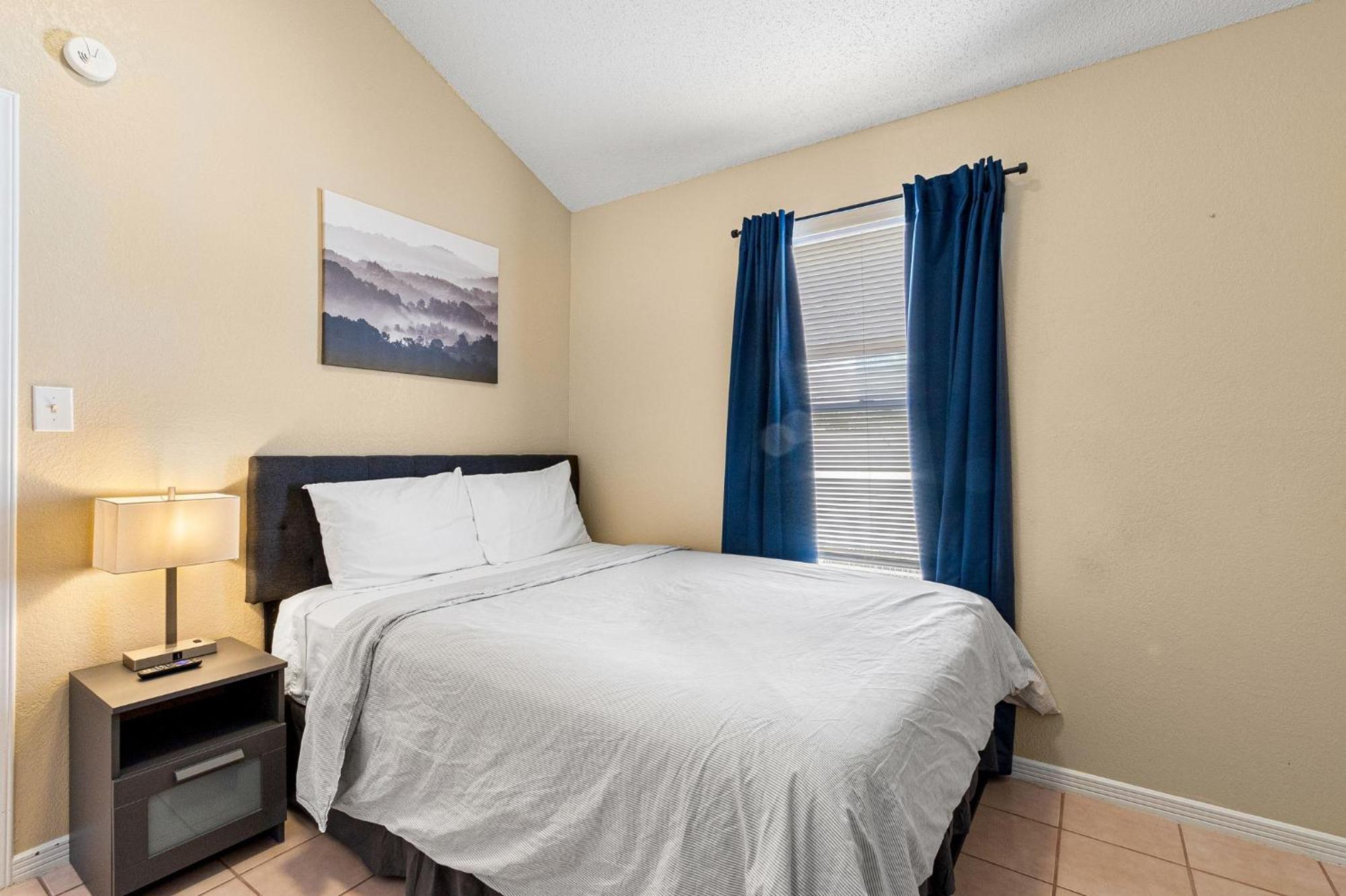Вилла Peaceful West: 4Br Dusk Haven Эль-Пасо Экстерьер фото