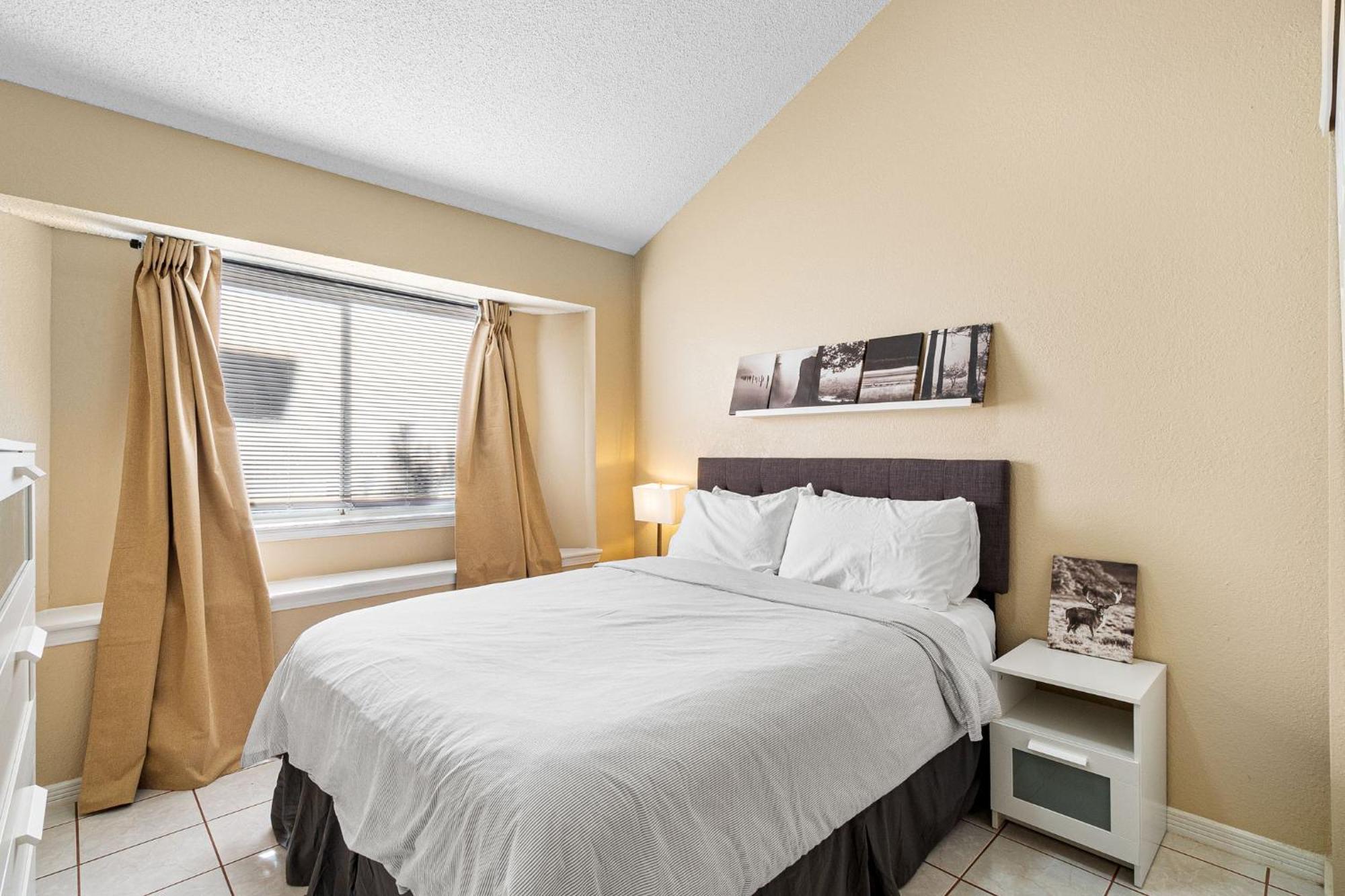 Вилла Peaceful West: 4Br Dusk Haven Эль-Пасо Экстерьер фото